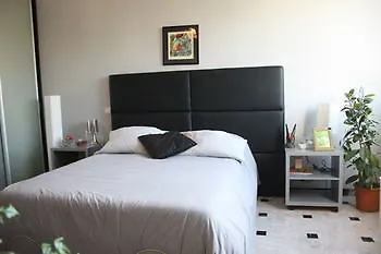 Le Baie Des Anges Apartment